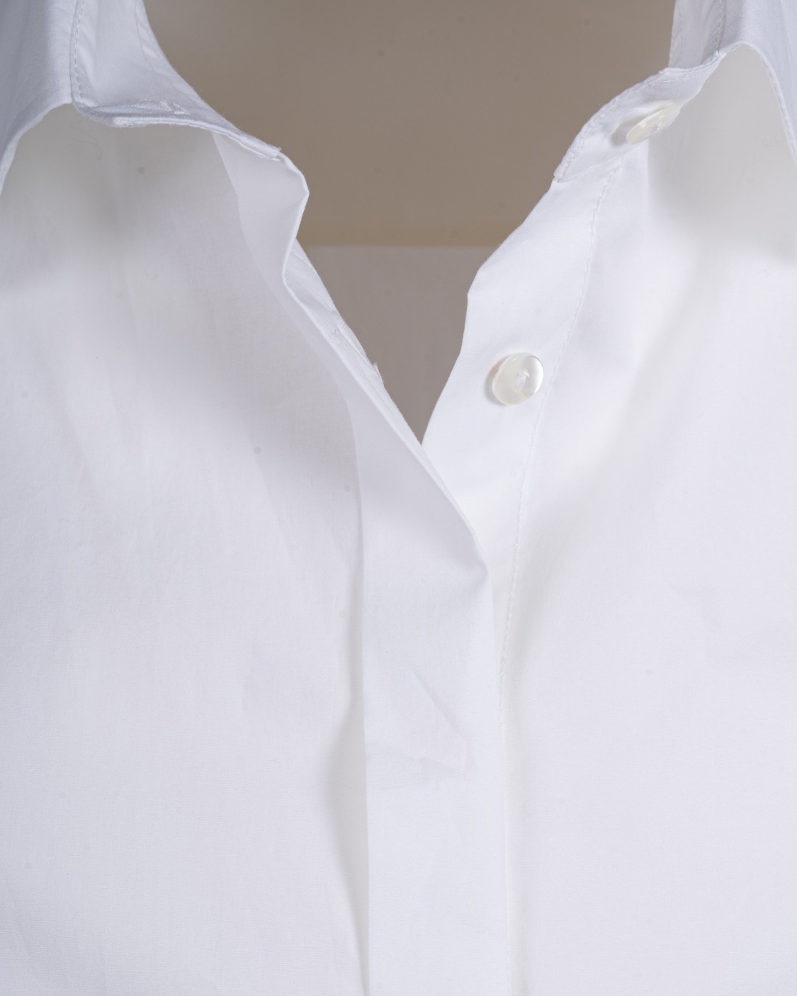 shop ANTONELLI  Camicia: Antonelli camicia "Alabama" in cotone.
Colletto.
Maniche lunghe.
Composizione: 100% Cotone.
Fabbricato in Italia.. ALABAMA N1527 109C-020 number 5969592